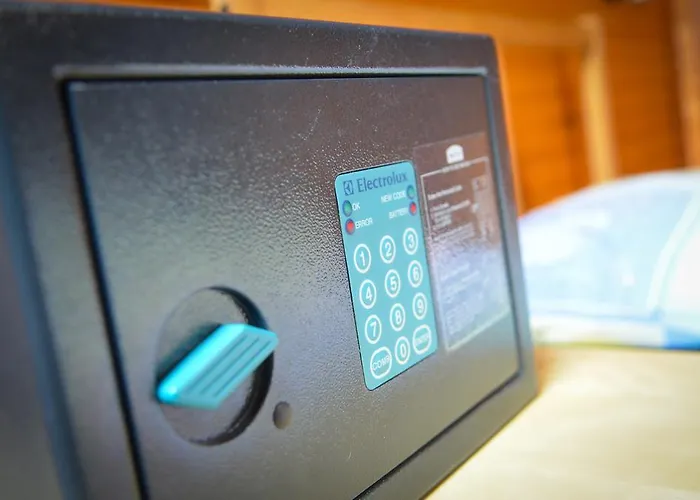 Center & By Rdc Panzió 3*