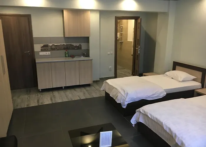 Bed and Breakfast Center & By Rdc 3*