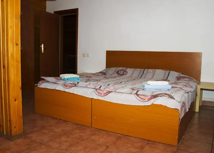 Bed & Breakfast Center & By Rdc 3*